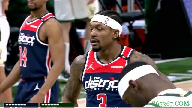 ?字母23+9+8 霍勒迪29分 比尔42分 威少三双 雄鹿险胜奇才