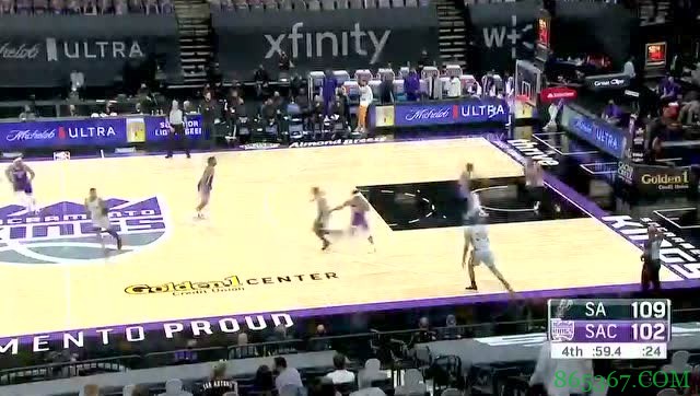 ?穆雷22+6+7 德罗赞25+6 戴维斯24分 马刺力克国王止5连败