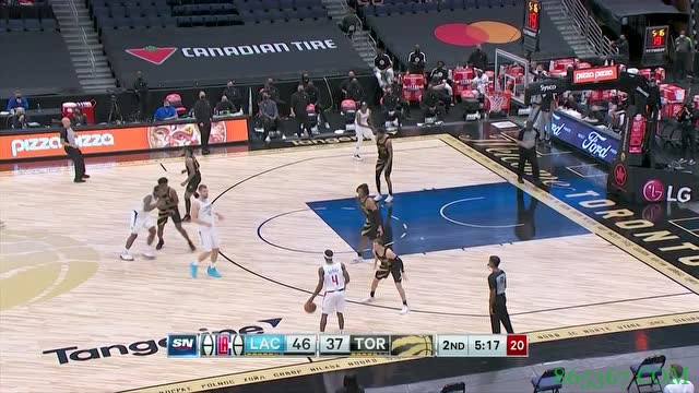 ?小卡20+7 祖巴茨18+10 布歇16+7 快船送猛龙四连败