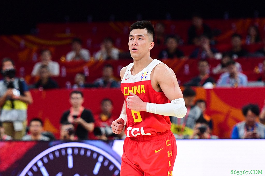 郭艾伦:入选国家队是一件神圣的事 会尽最大努力完成国家队任务