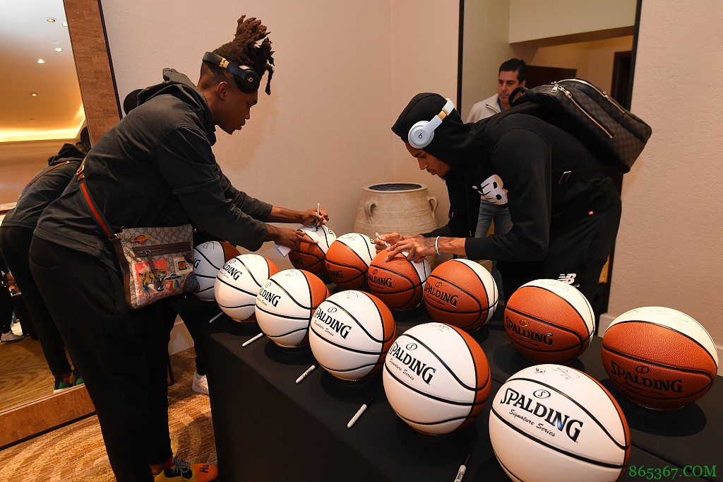 【人物志】马刺穆雷：11岁就进过少管所 残酷童年磨练出坚韧意志