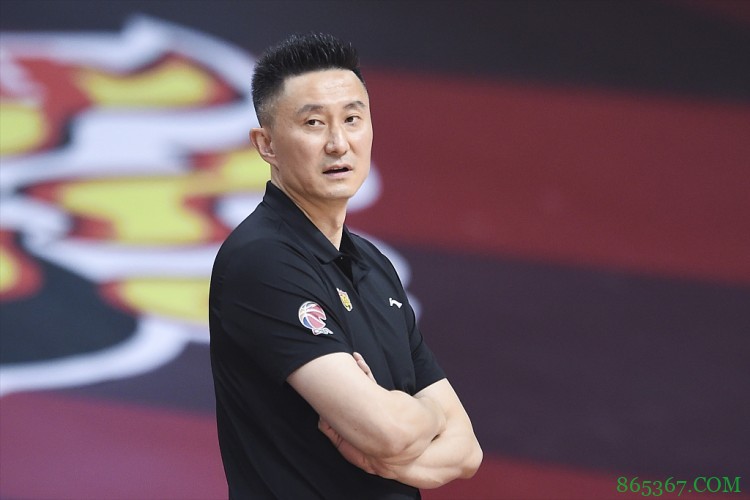 杜锋谈网暴：只有自己经历过才知道 没有人一开始就能做得很好