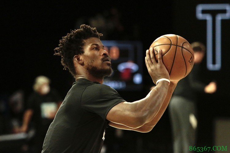 巴特勒过去3场三分8中6 此前10场14中0&赛季三分命中率24.5%