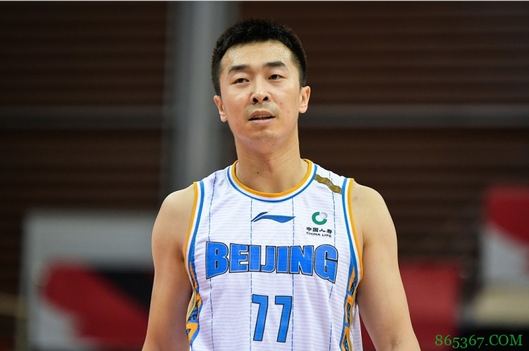 宋翔:北京计划休赛期续约张才仁、王骁辉