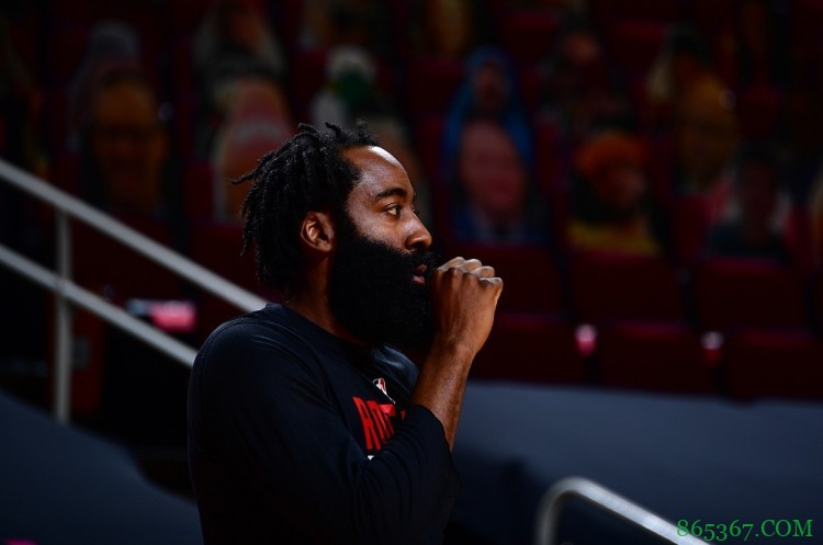 2015年的今天 哈登季后赛单场12次个人失误创历史纪录