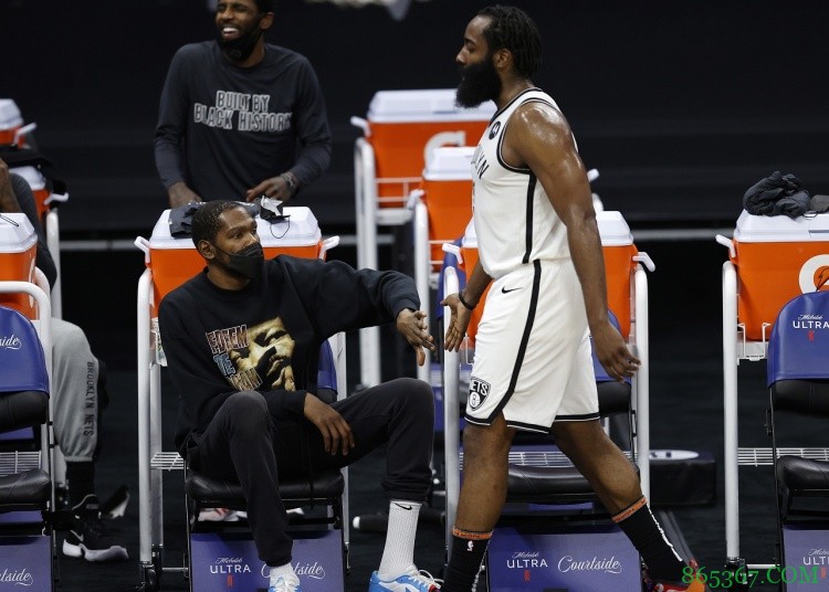 转型！哈登场均得分仅24.6 低于火箭生涯任何一个完整赛季