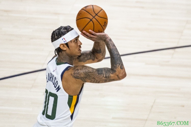 克拉克森：从小看马努的比赛长大 他让我觉得第六人这个角色很酷