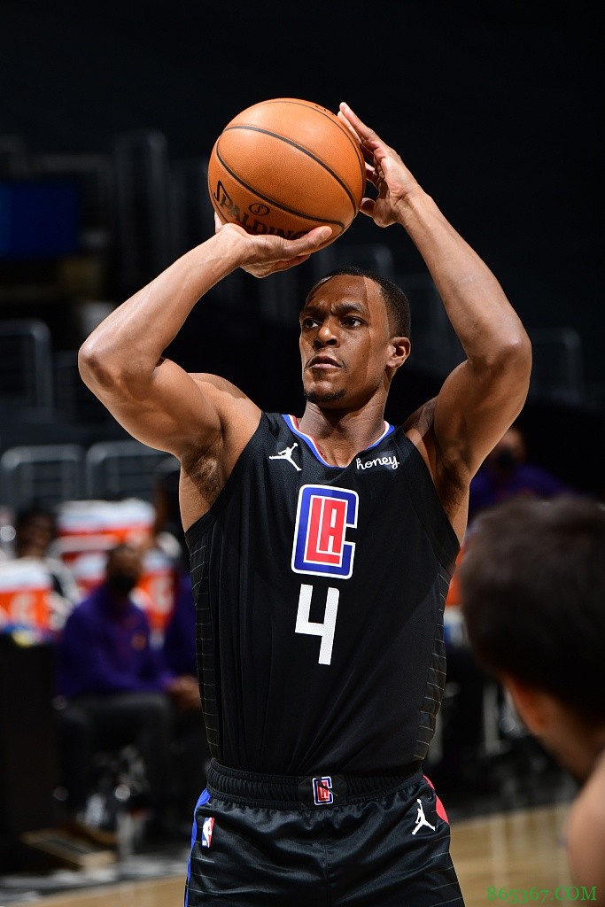 隆多谈加盟快船：从第一天起他们就给予我王室成员一般的待遇