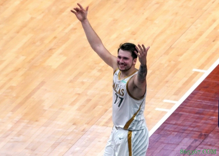 记者：东契奇与EA分道扬镳并和2K签约 有望成为NBA 2K22封面