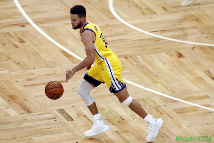 4年2.154亿！库里今年有望成为历史第1位多次签下两亿合同的球员