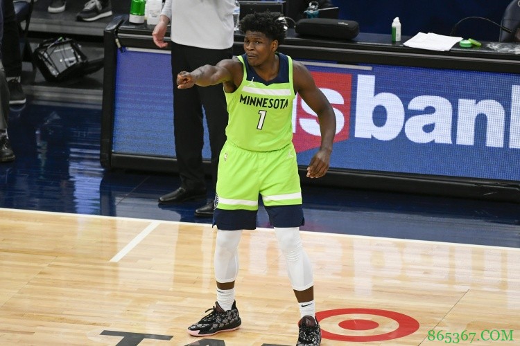 爱德华兹:不在乎是否得到别人的尊重 想知道选秀前他们的想法