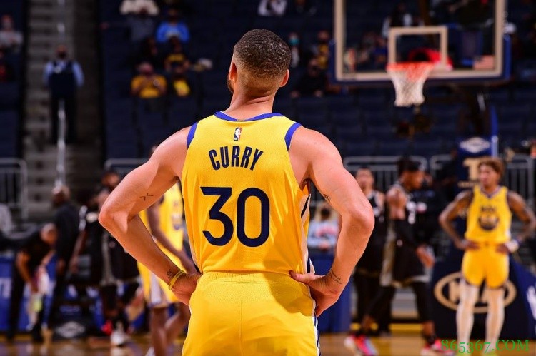 勇士记者Q&A：球队应考虑将怀斯曼&选秀权打包交易