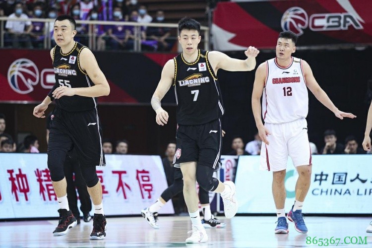 粤辽G1述评：王者本色！高压紧逼乱节奏 攻防坚决又清晰