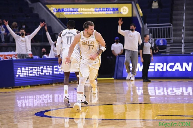 东契奇:本赛季我心态有些异常抱怨太多 要调整心态少跟裁判叨叨