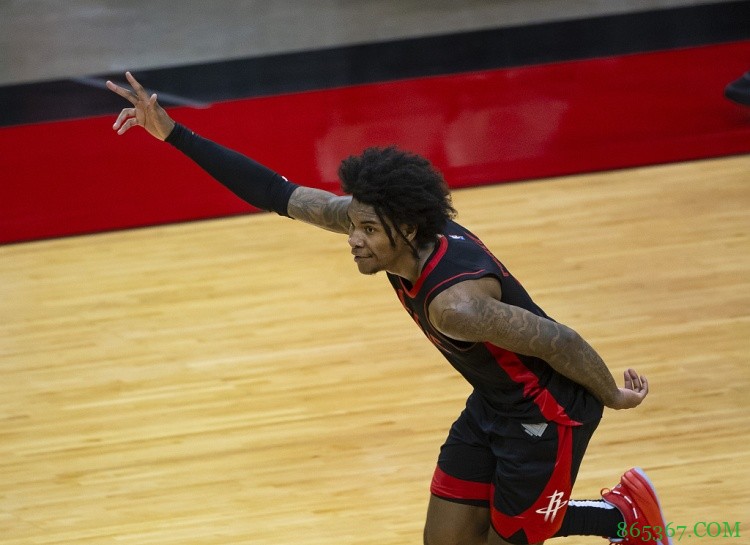 ?NBA官方祝凯文-波特、奥拉迪波、乔治-希尔等5人生日快乐