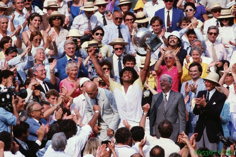 【消失的八零后】诺阿——将门虎子 激情悍将(上)