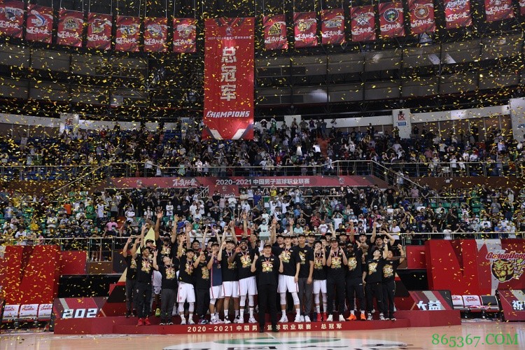 威姆斯：我只为冠军而战 我的目标是拿四冠超越马布里