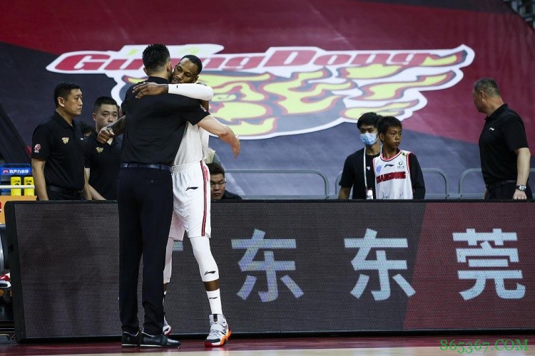 威姆斯:广东队是一个真正的家庭 杜锋是一个真正的朋友