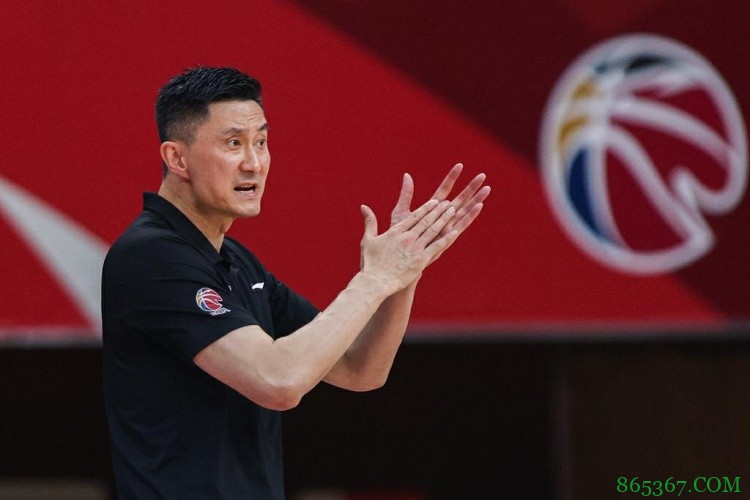 杜锋:今年队内每个人都很专注&执行力很高 带这种队伍是一种享受