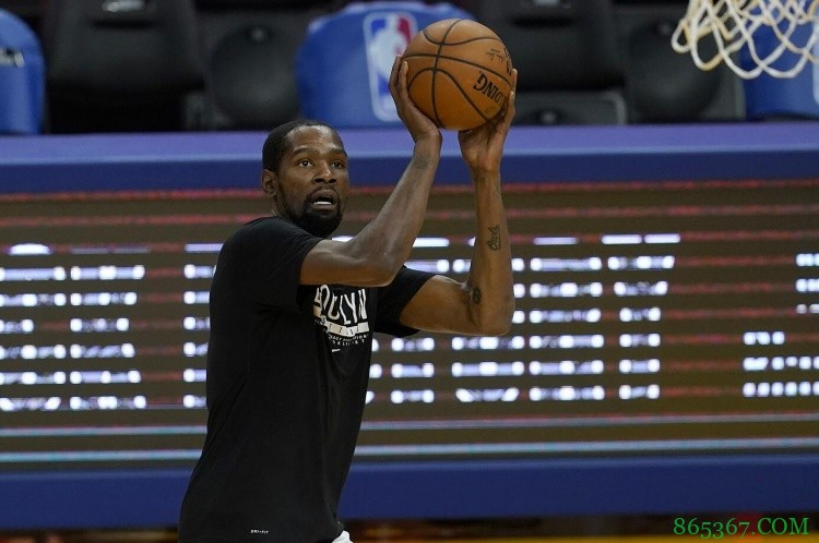 杜兰特常规赛三分出手数追平克莱 升至NBA历史第30位