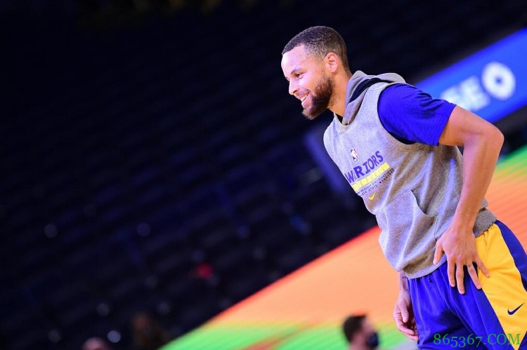 库里20场合计命中131记三分创历史纪录 榜单前六名皆是他