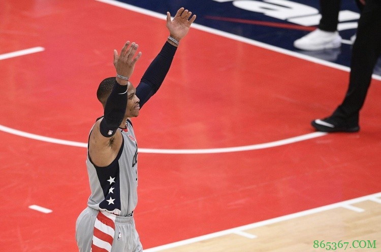 威少职业生涯助攻数超越斯特里克兰 升至历史助攻榜第12位