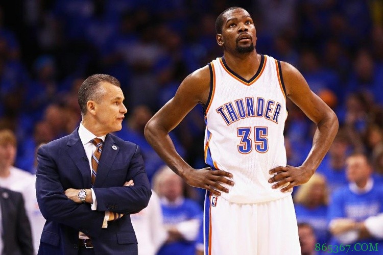 杜兰特：我是这支公牛队的粉丝 我了解多诺万的教练组有多好