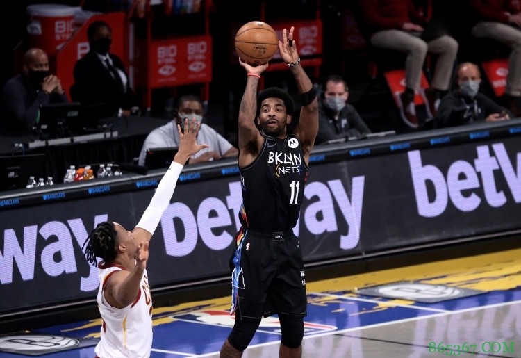 本赛季三分命中数等4项数据达标！欧文获得52.5万美元奖金