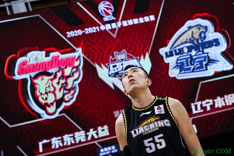 李洪庆：大韩带伤上阵&他的担当令人钦佩 艾伦也是有伤在身