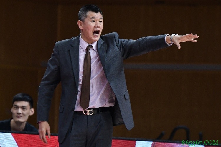 天津男篮人员大变动:主帅刘铁被解约 新帅预想人选是外教凯撒