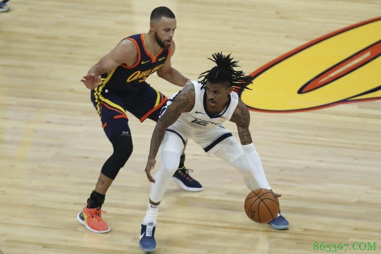 勇士VS灰熊附加赛击败众多黄金时段连续剧登顶当日该时段收视冠军