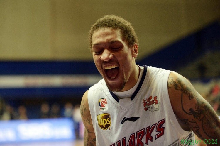 东体：李春江在引援上将获足够话语权 比斯利可能重返上海队