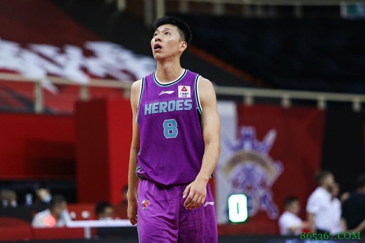 夏晓司：山东队计划6月1日开始训练 李敬宇的确没去过北控试训