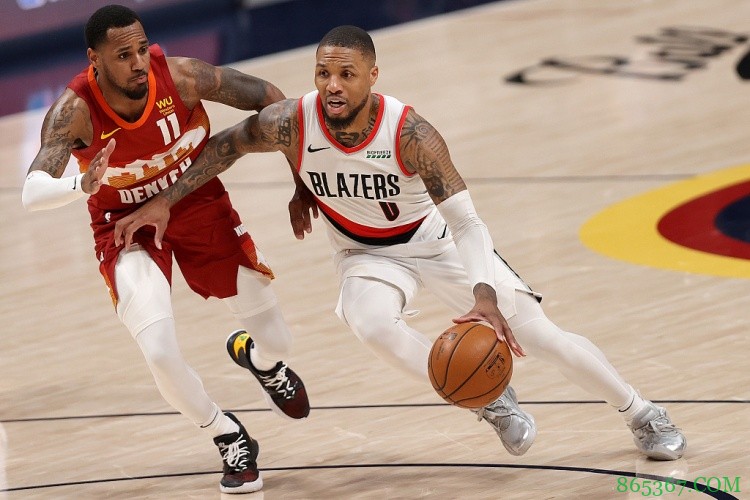 莫里斯：利拉德下场时是掘金渡过难关的关键 甜瓜给了我很多建议