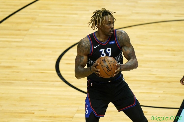 霍华德季后赛防守篮板数超本-华莱士 升至NBA历史第16位