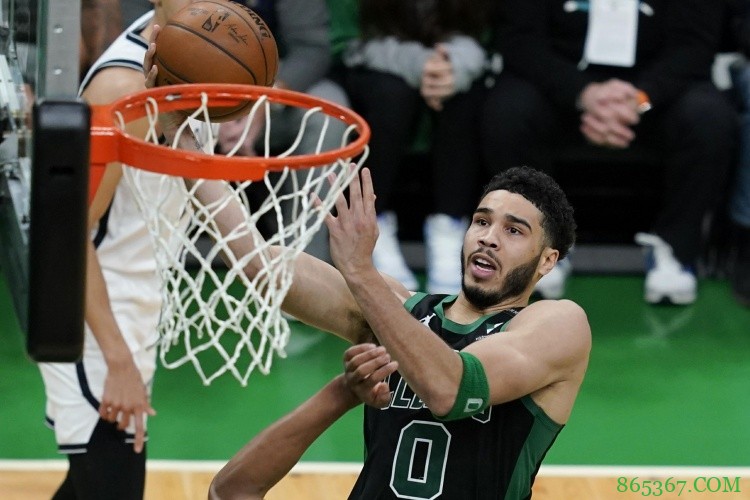 23岁零87天!塔图姆成季后赛史上第三年轻50+先生