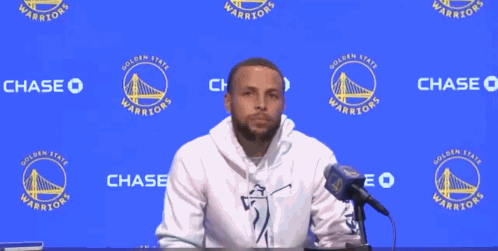 懂的都懂！记者问潜在的勇士VS湖人附加赛 库里反应耐人寻味