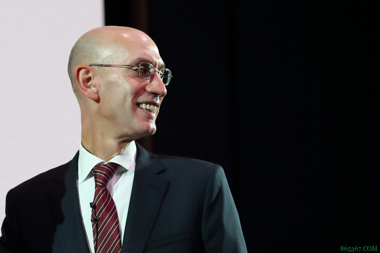 选秀掷硬币结果:雷霆胜骑士 将以倒数第4身份参加抽签