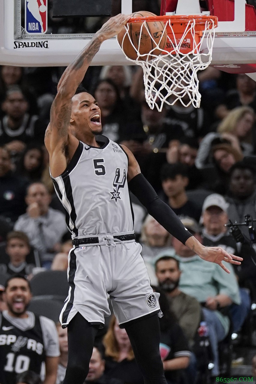 【人物志】马刺穆雷：11岁就进过少管所 残酷童年磨练出坚韧意志