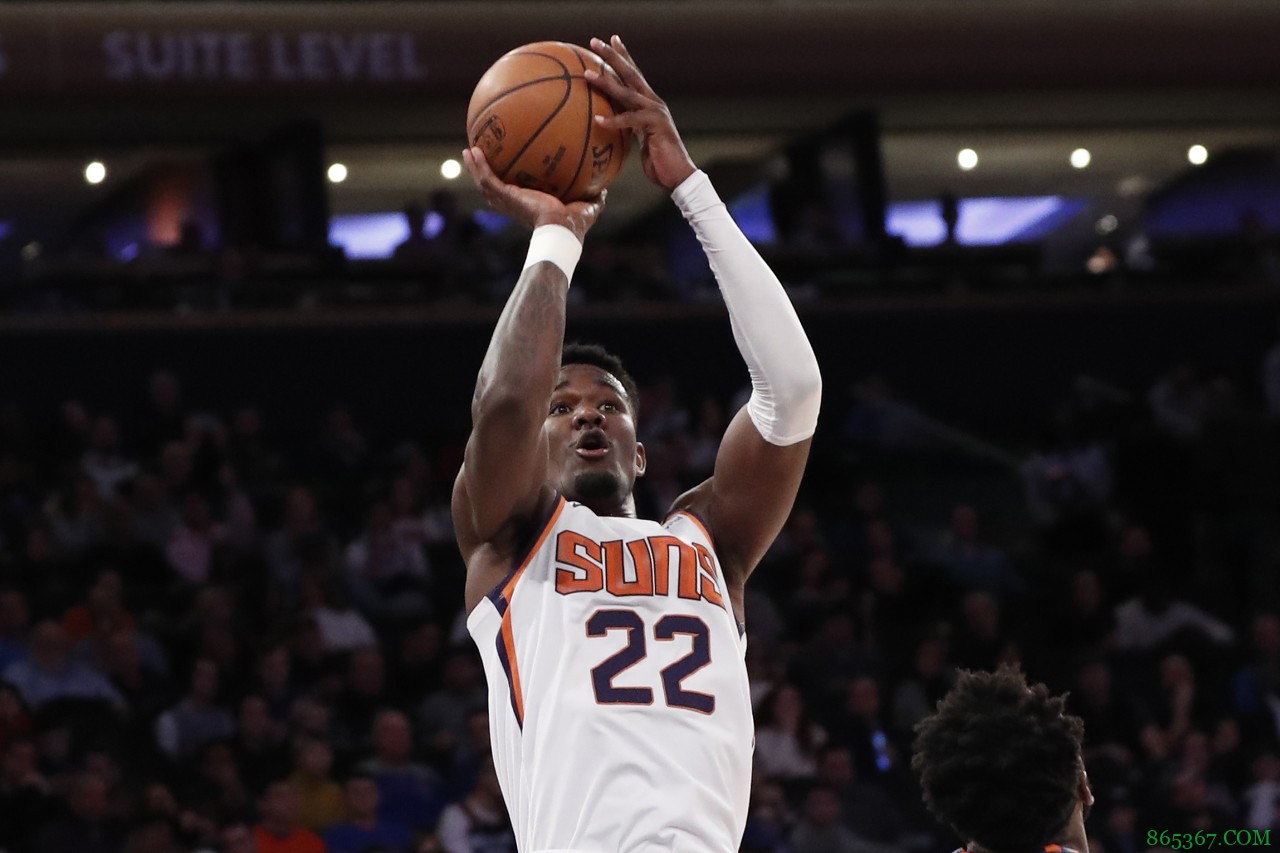 艾顿：我们都管克劳德叫杰叔 他就像是我的大哥哥一样