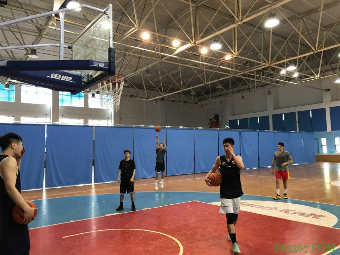 开搞！同曦男篮昨日集结 今天已开启夏训第一堂训练课