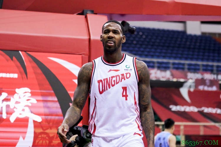 青岛外援亚当斯可能返回欧洲打球 欧洲联赛是许多前CBA外援首选