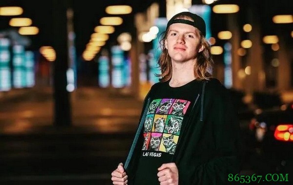 Landon Tice继续领先Perkins