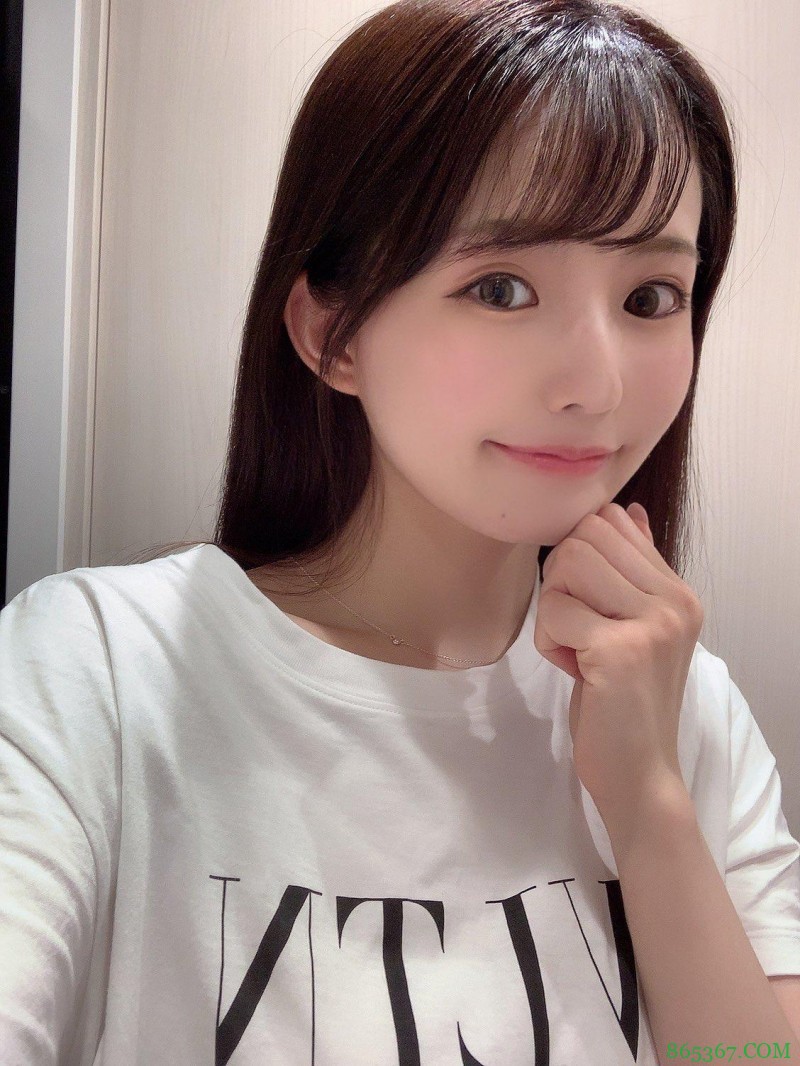 乙白沙也加SSIS-045 少女与朋友家长们一起混玩