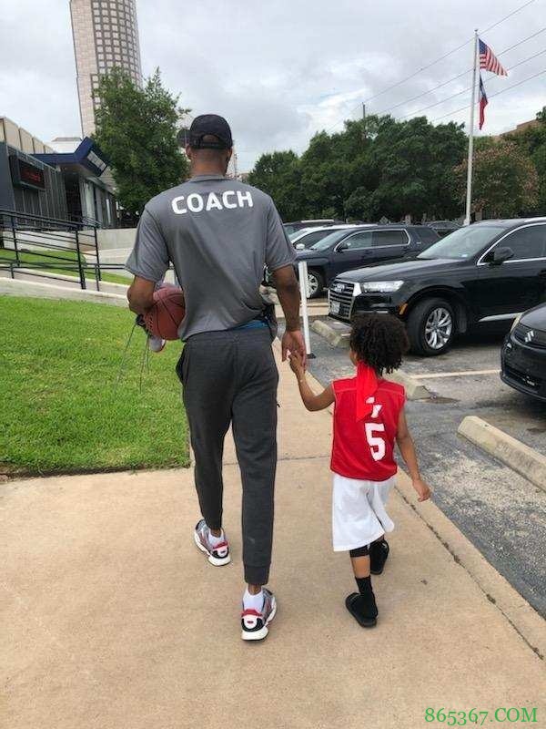 亲笔|布鲁尔:锡安&莺歌天赋横溢且低调努力 鲍尔是未来领袖