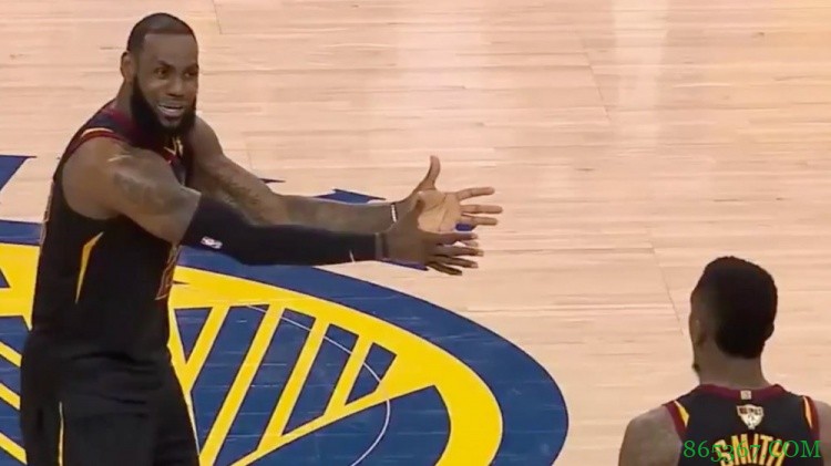 三年前的今天：希尔G1错失绝杀 JR关键前场板运出三分线