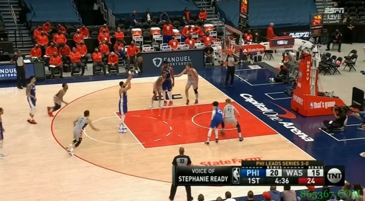 11中1！奇才祭出“砍本西”战术 西蒙斯2罚1中斩获系列赛首个罚球