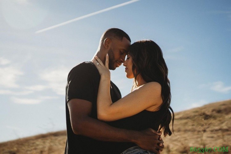 冠军没拿人已到手?弗格与女友订婚