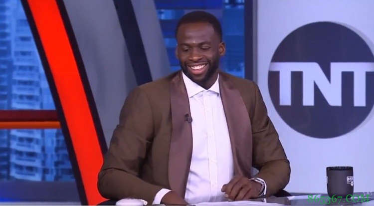 追梦坐巴克利位置“保证”按钮失灵 系统:你冠军太多无法激活