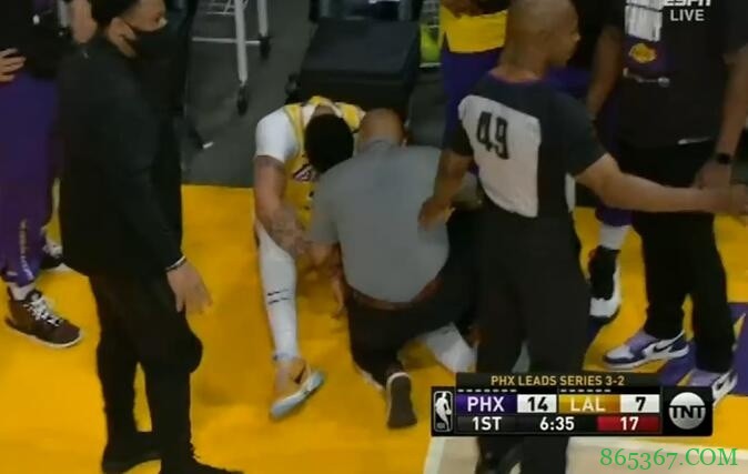 浓眉首节中段无力坚持返回更衣室检查 本场回归成疑